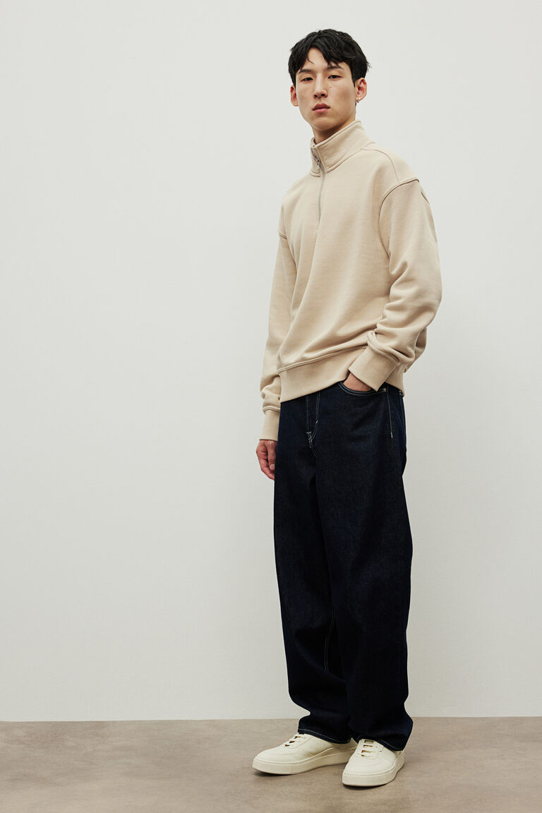 Loose Fit Zip-top sweatshirt