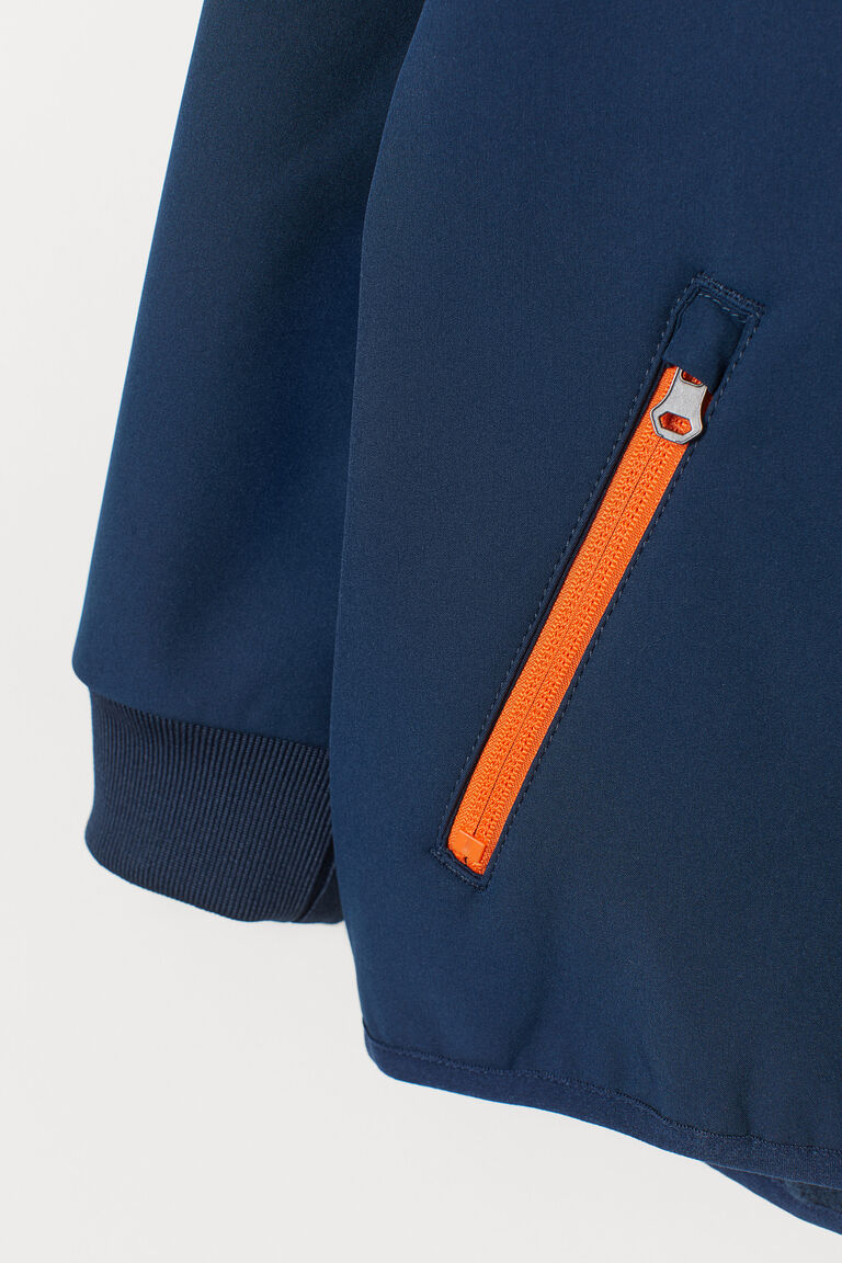 Waterrepellent shell jacket