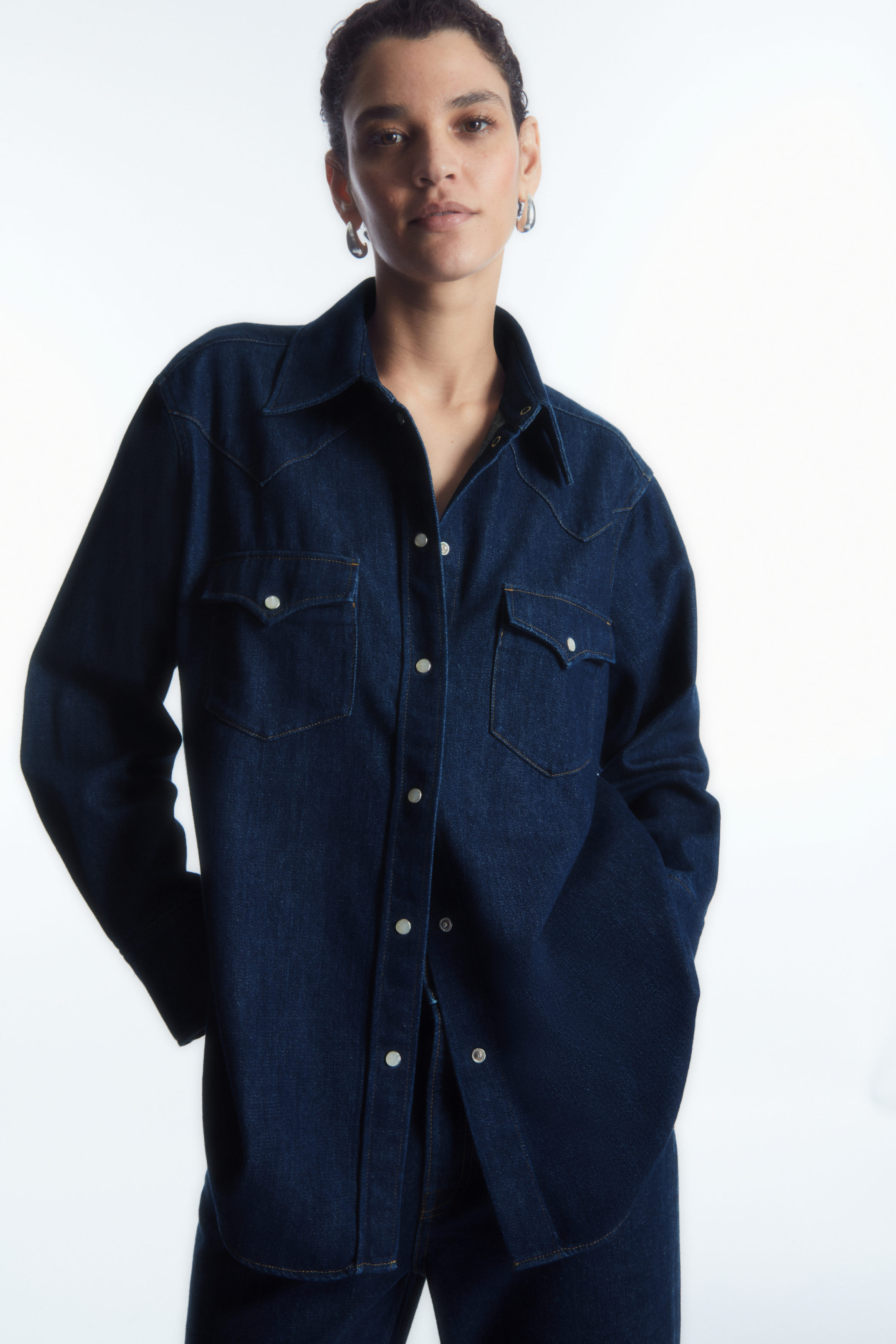 [JEMUT]★24FW★韓国人気★WRISTON OVERFIT DENIM SHIRTS JEMUT]☆24FW☆韓国人気☆WRISTON OVERFIT DENIM SHIRTS