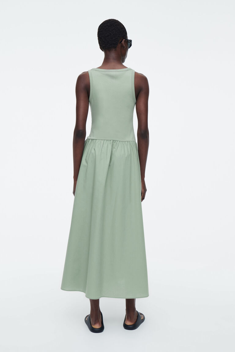 overdue flair★韓国★人気★LOW WAIST CONTRAST MAXI DRESS 2色 03981bbfb95eaae46bf47a7f1499c9