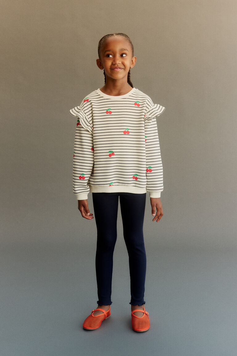 2-piece sweatshirt and leggings set