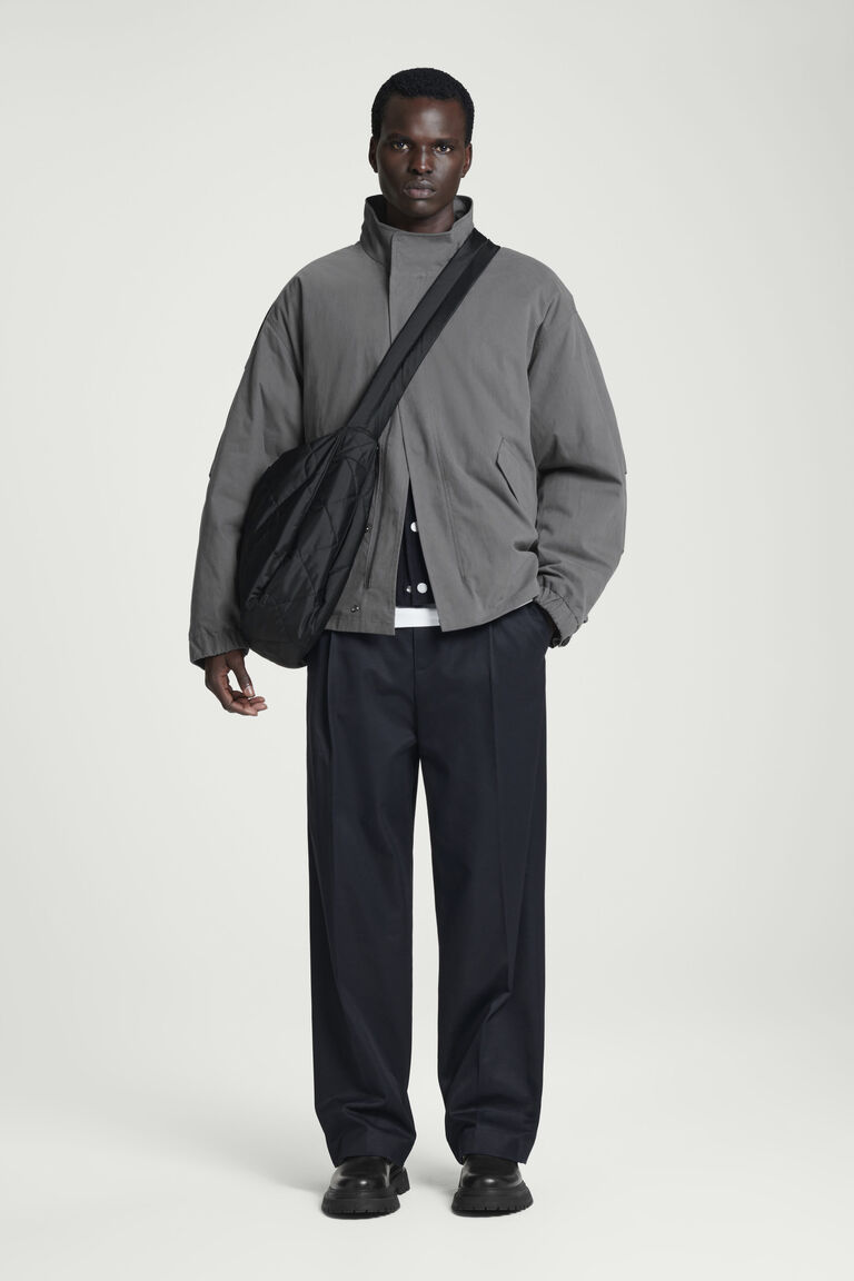 QUILTED CROSSBODY MESSENGER BAG - NYLON