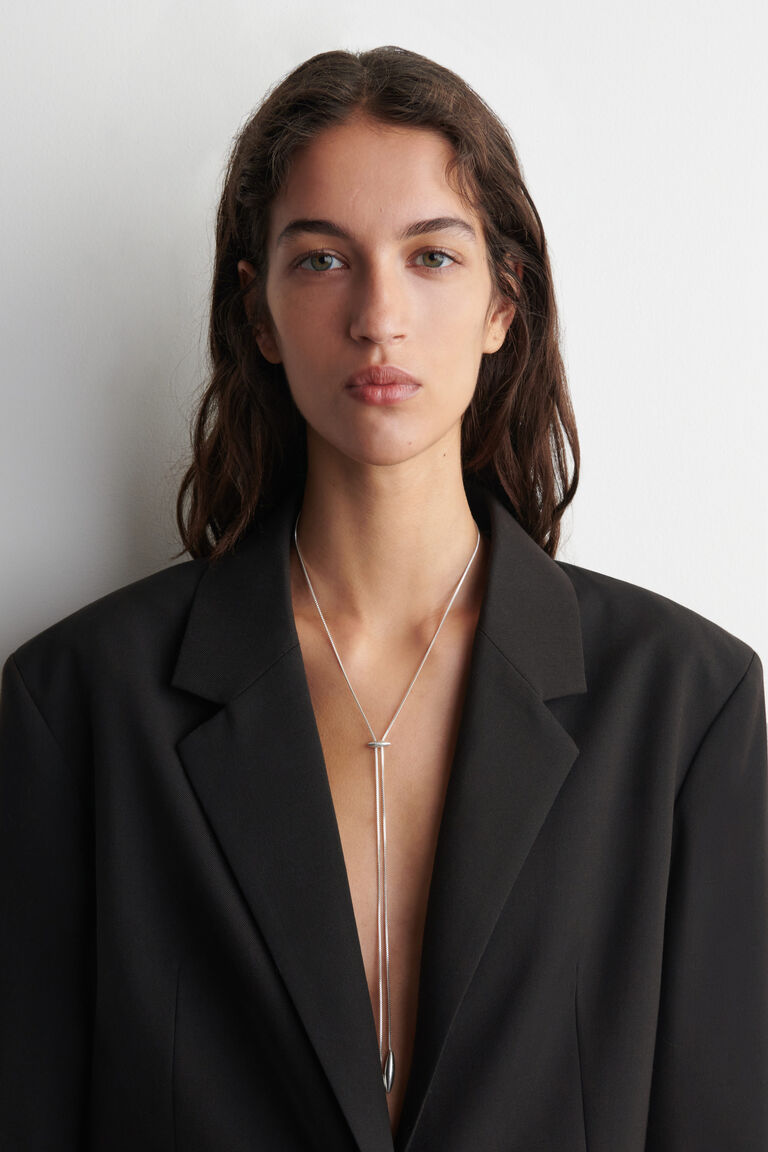 สร้อยคอ BOLO