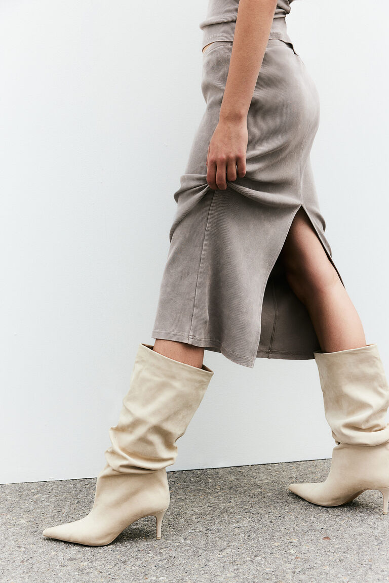 Ruched-shaft boots