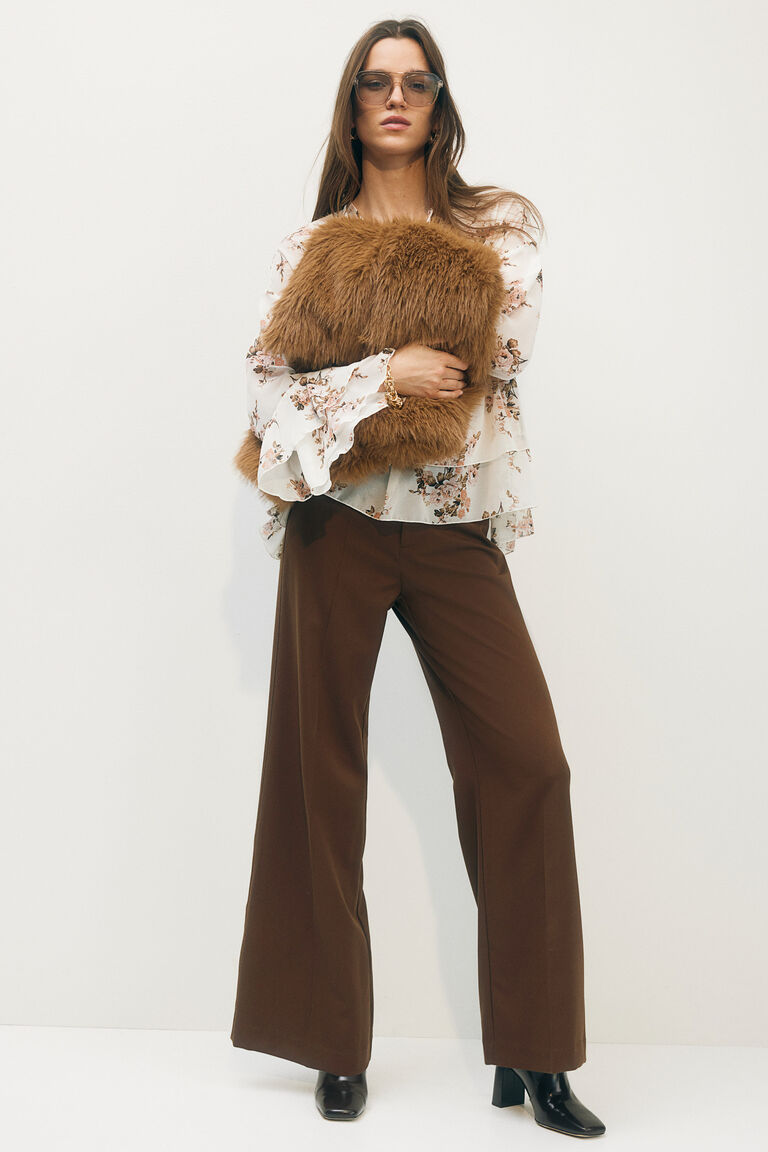 Wide tailored trousers