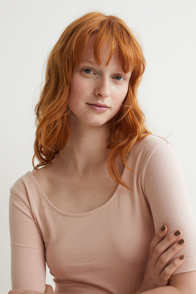 Lownecked cotton top