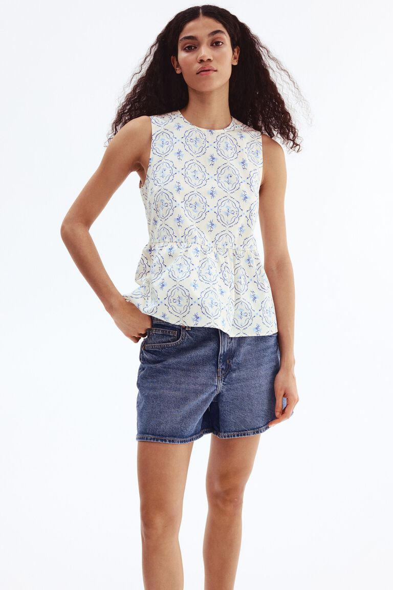 Sleeveless peplum blouse