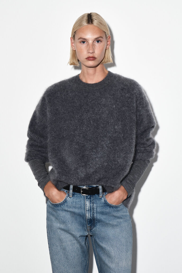 BRUSHED-CASHMERE CREW-NECK JUMPER