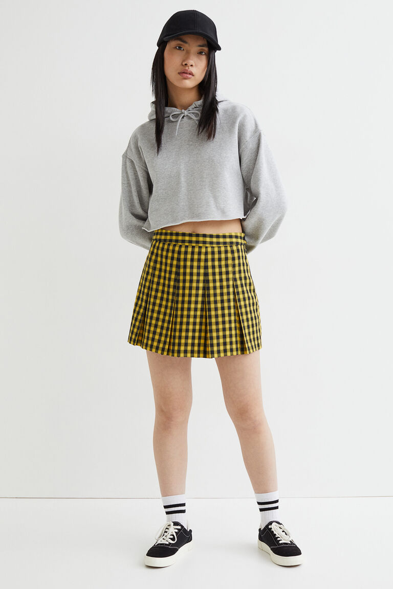 Short twill skirt