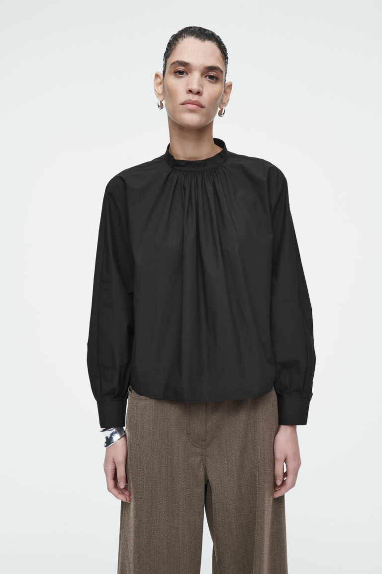 GATHERED COTTON BLOUSE
