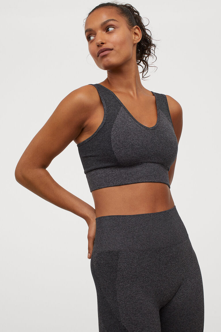 Seamless sports bralette