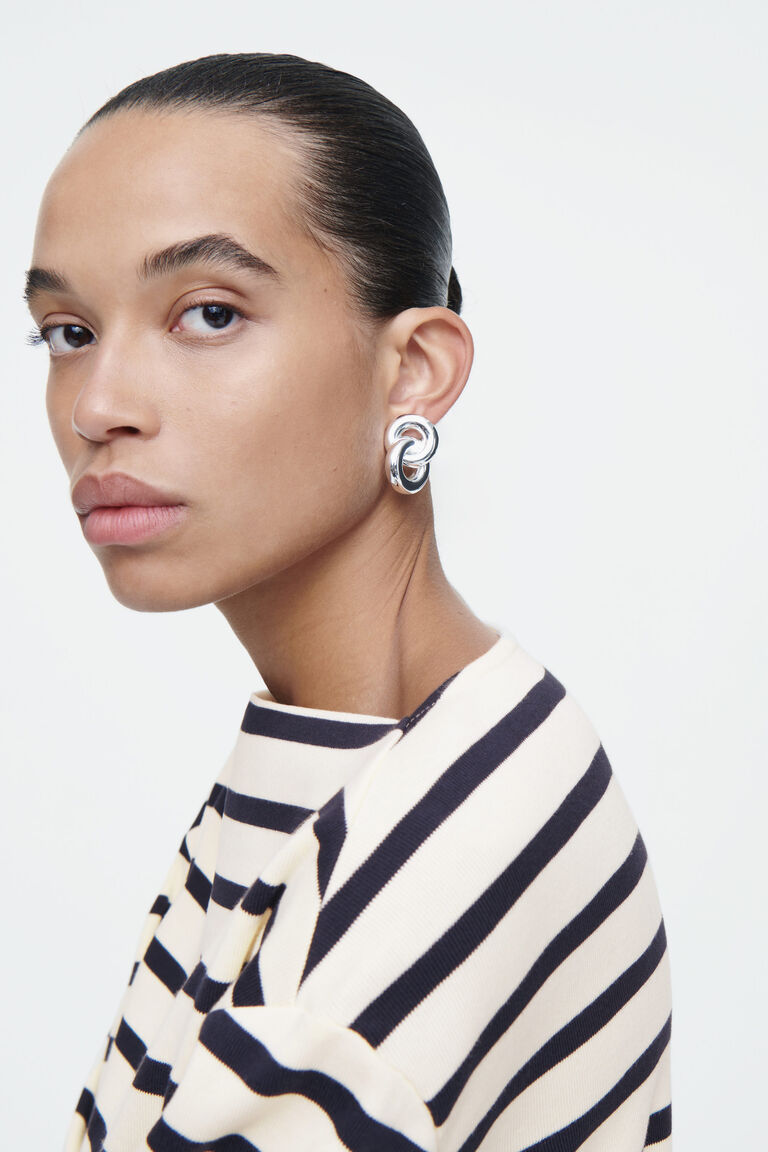 STRIPED BOAT-NECK TOP
