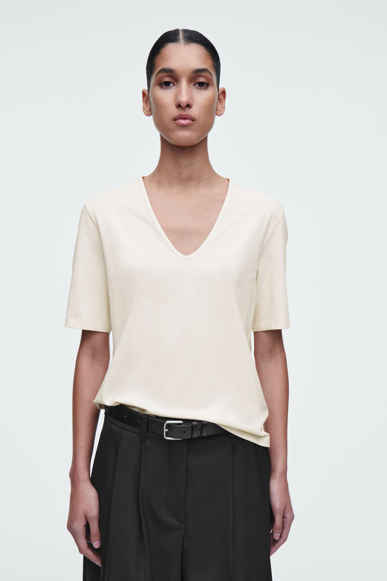 V-NECK COTTON T-SHIRT
