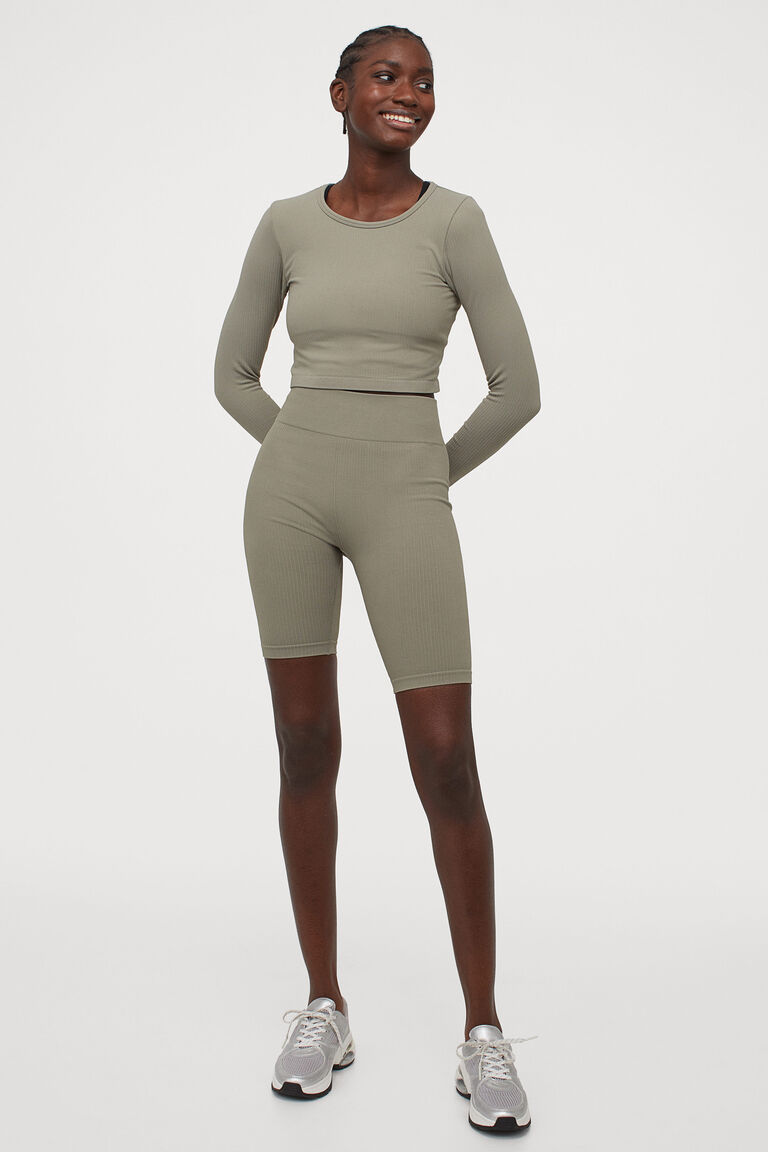 Seamless biker shorts