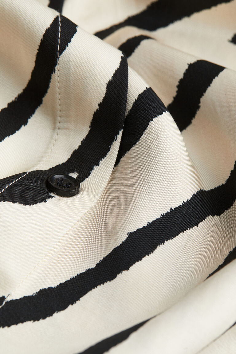 40s Reworked Buttercream Satin Blouse (M/L) main image 1
