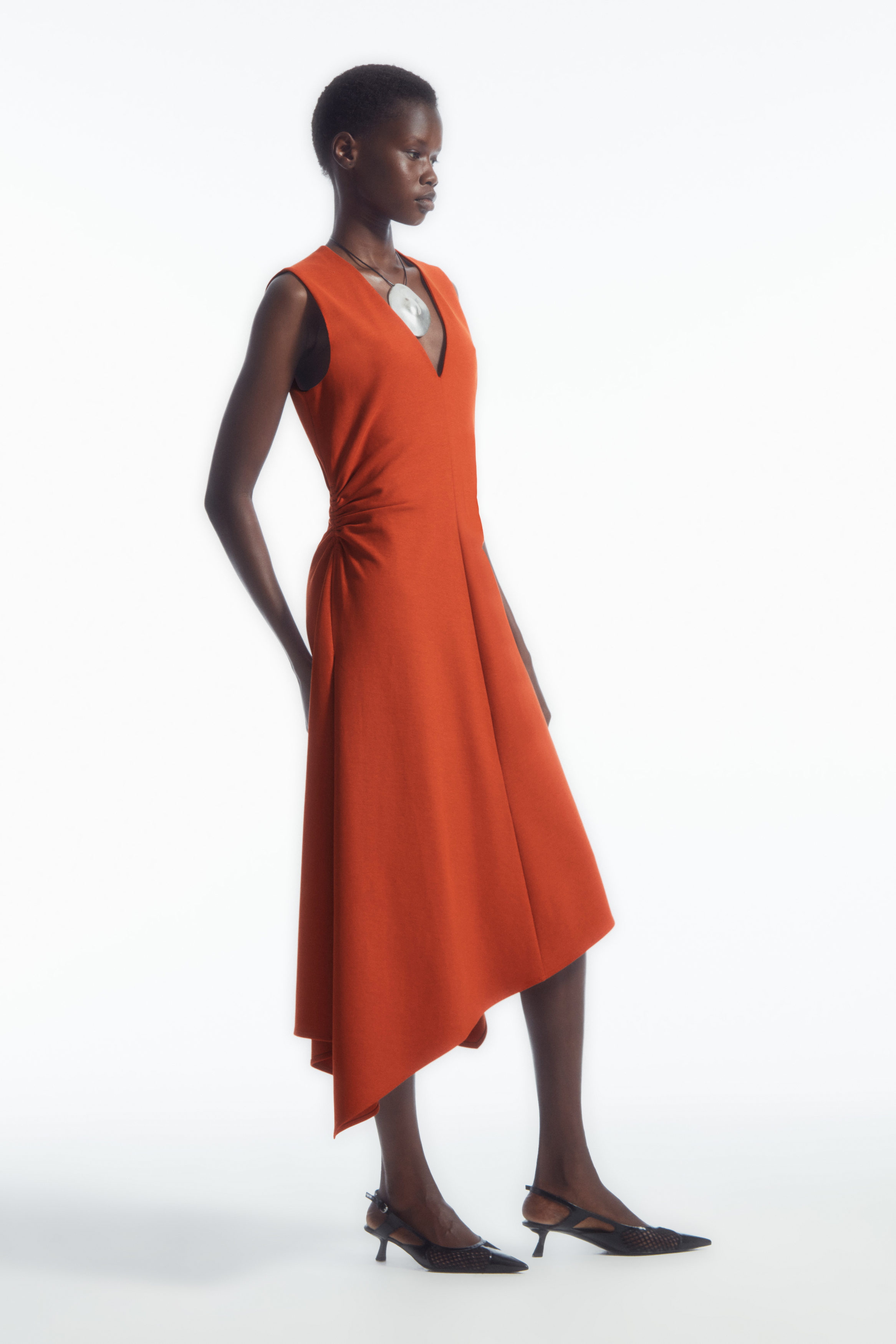 GATHERED ASYMMETRIC MIDI DRESS