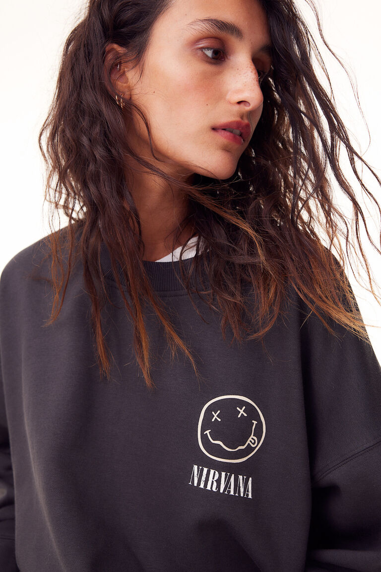 Oversized sweatshirt