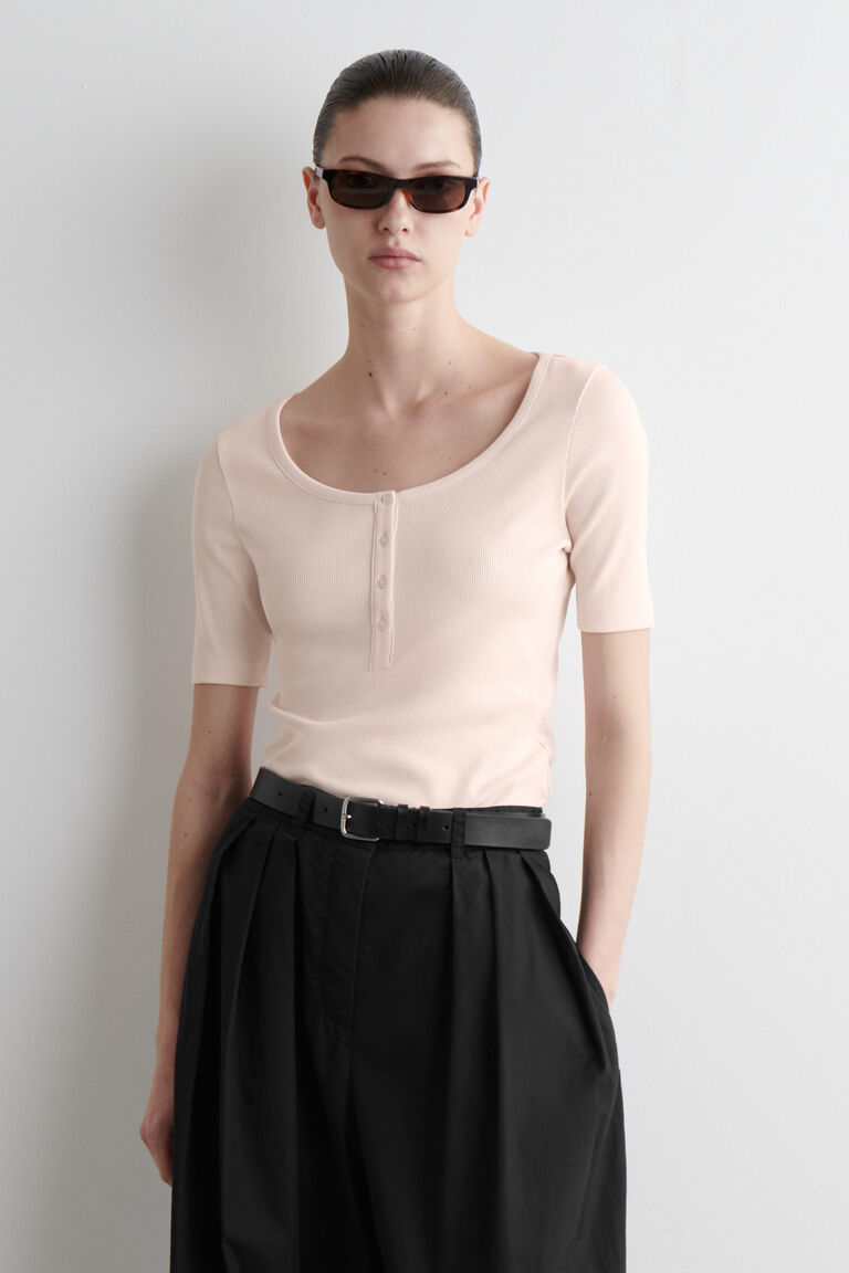 RIBBED HENLEY T-SHIRT