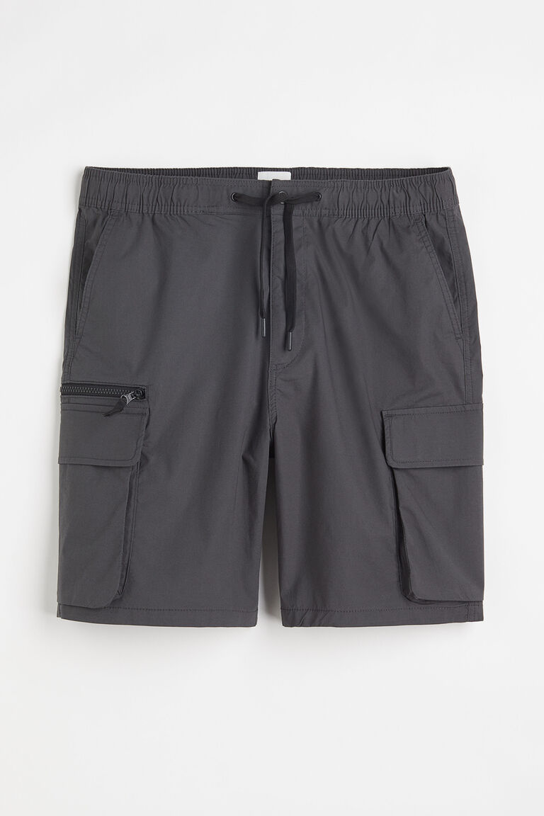 Regular Fit Kneelength cargo shorts
