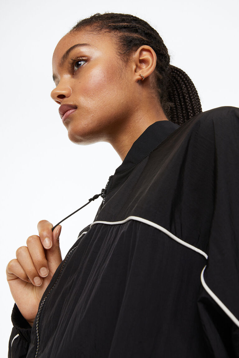 Waterrepellent sports jacket