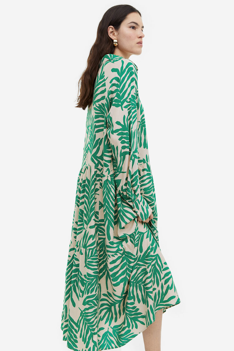 h&m green leaf dress H&M DIVIDED Green Tropical Leaf Bodycon Sleeveless Dress Size 6 for Sale in North Las Vegas, NV