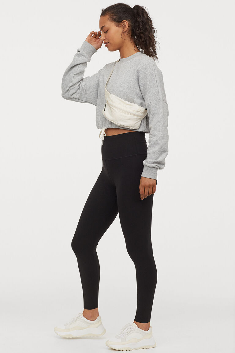 black sports leggings