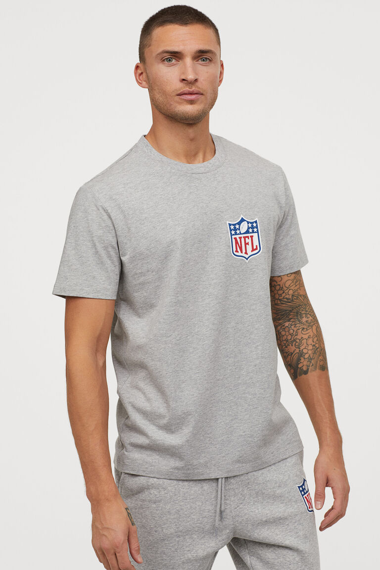 Nfl t shirt h&m Clearance