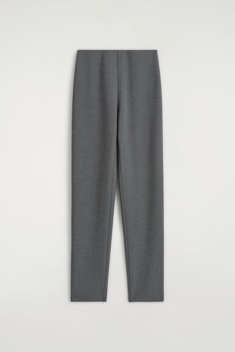 กางเกงขากระบอกตรงทรงสลิม