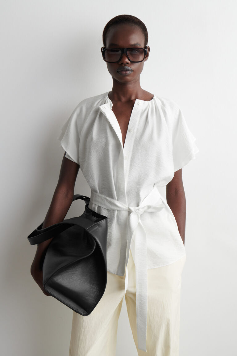 LAYERED BELTED BLOUSE