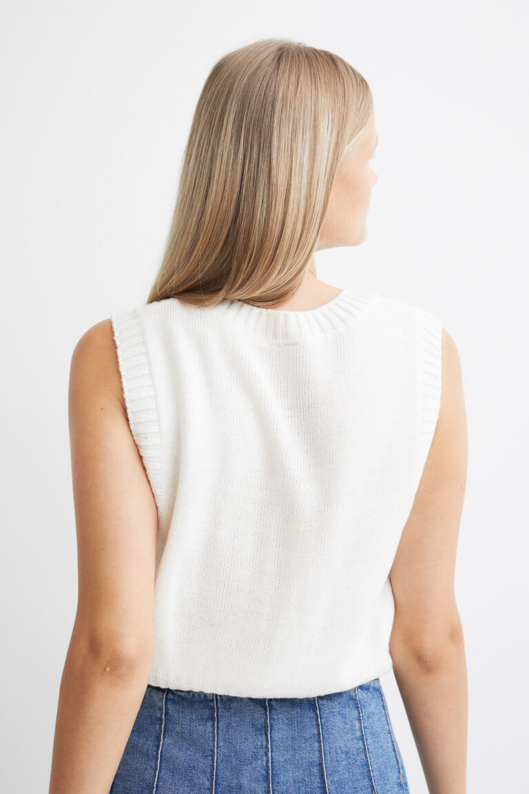 Cropped sweater vest