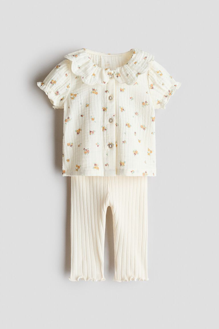 2-piece blouse and leggings set