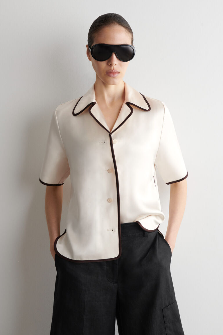 CONTRAST-PIPED SATIN SHIRT
