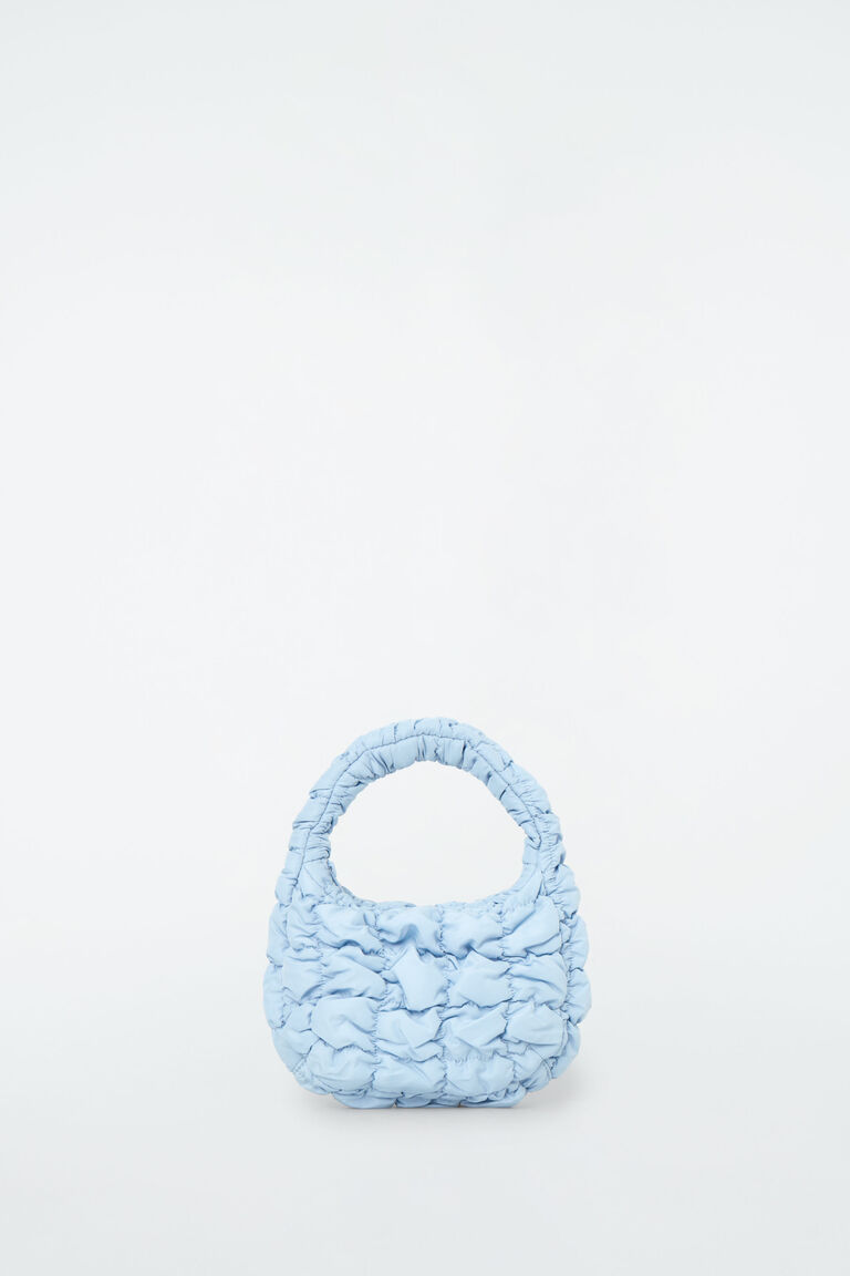 ◆人気商品◆COS QUILTED MICRO BAG BLUE◆関税/送料無料◆ COS Quilted Mini Bag in LIGHT BLUE | endource