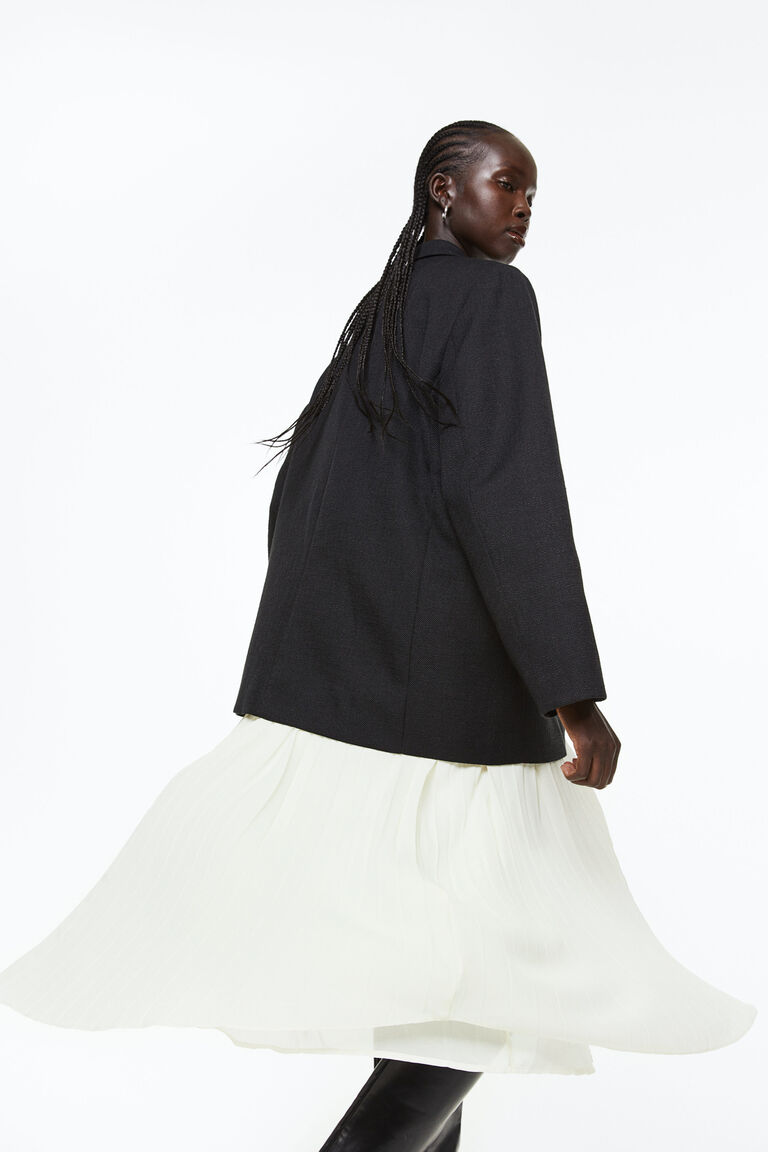 Pleated tiebelt dress