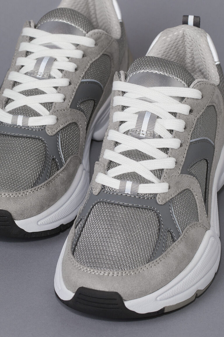 chunky trainers grey
