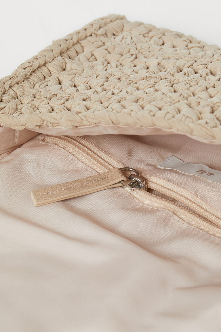 Crocheted shoulder bag