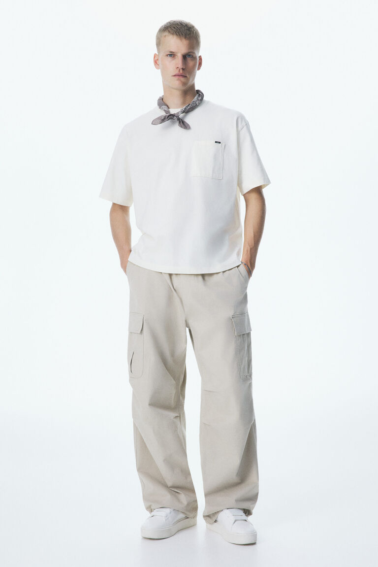 Loose Fit Cargo trousers