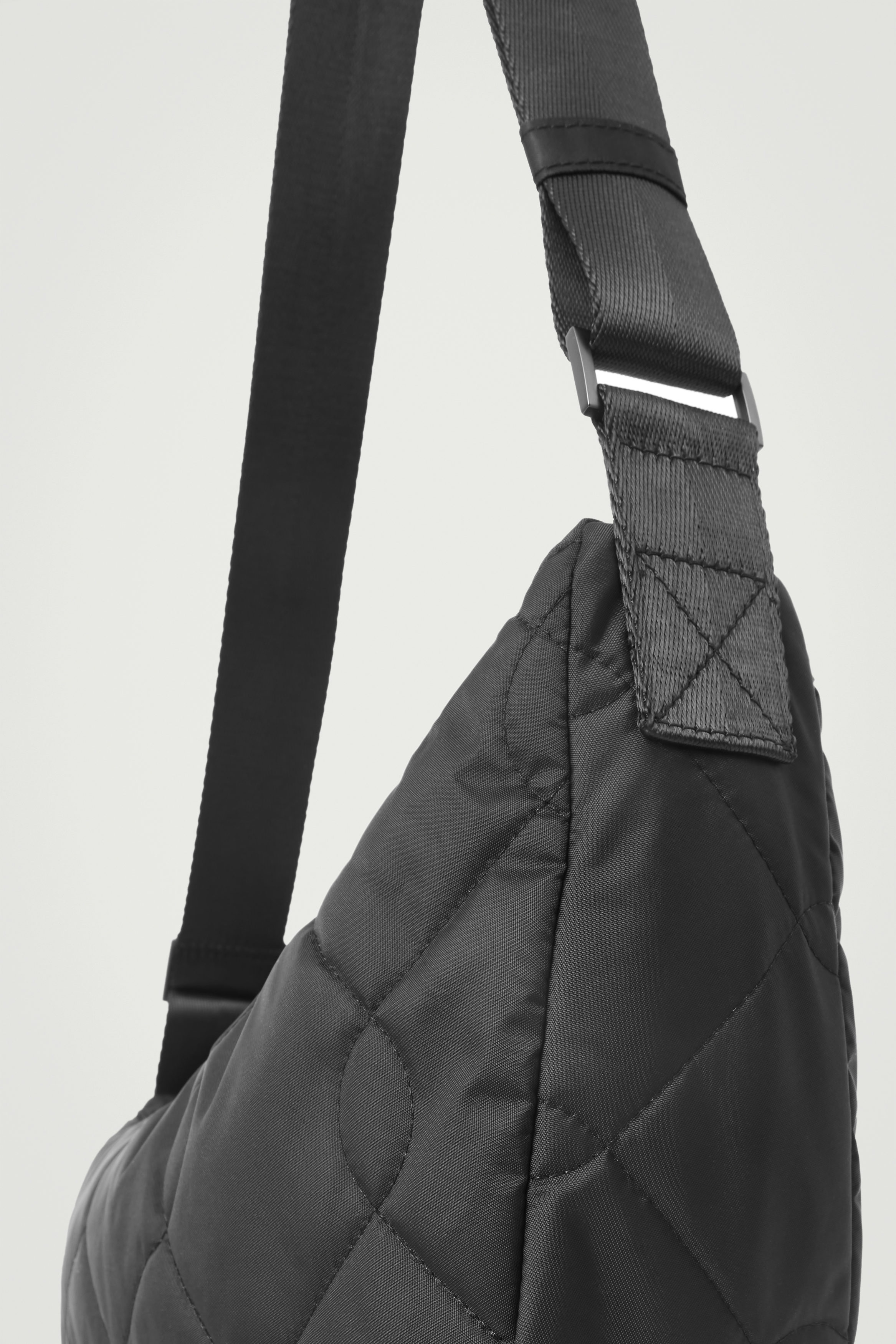 QUILTED CROSSBODY BAG - NYLON