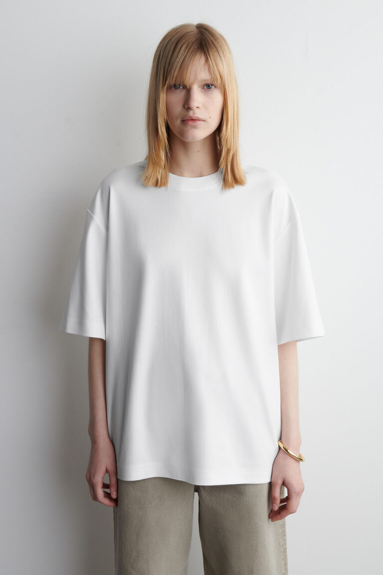 REGULAR TWIST-NECK T-SHIRT
