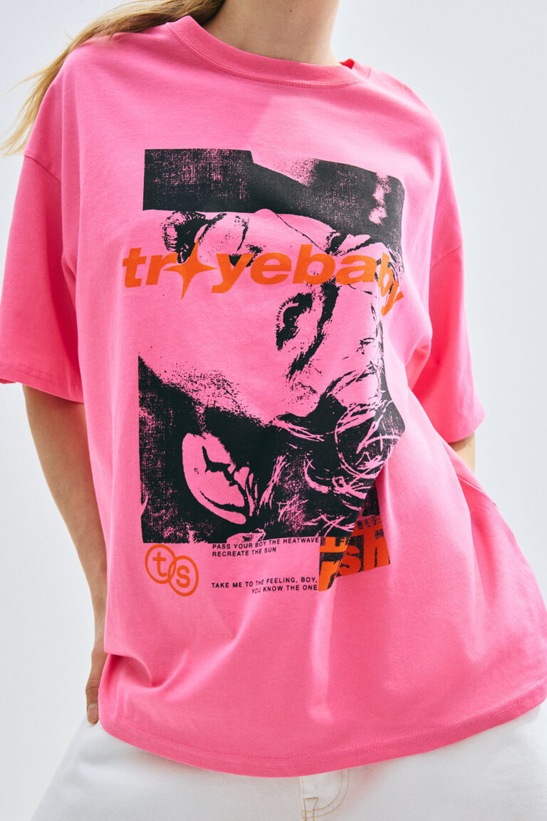 Oversized printed T-shirt