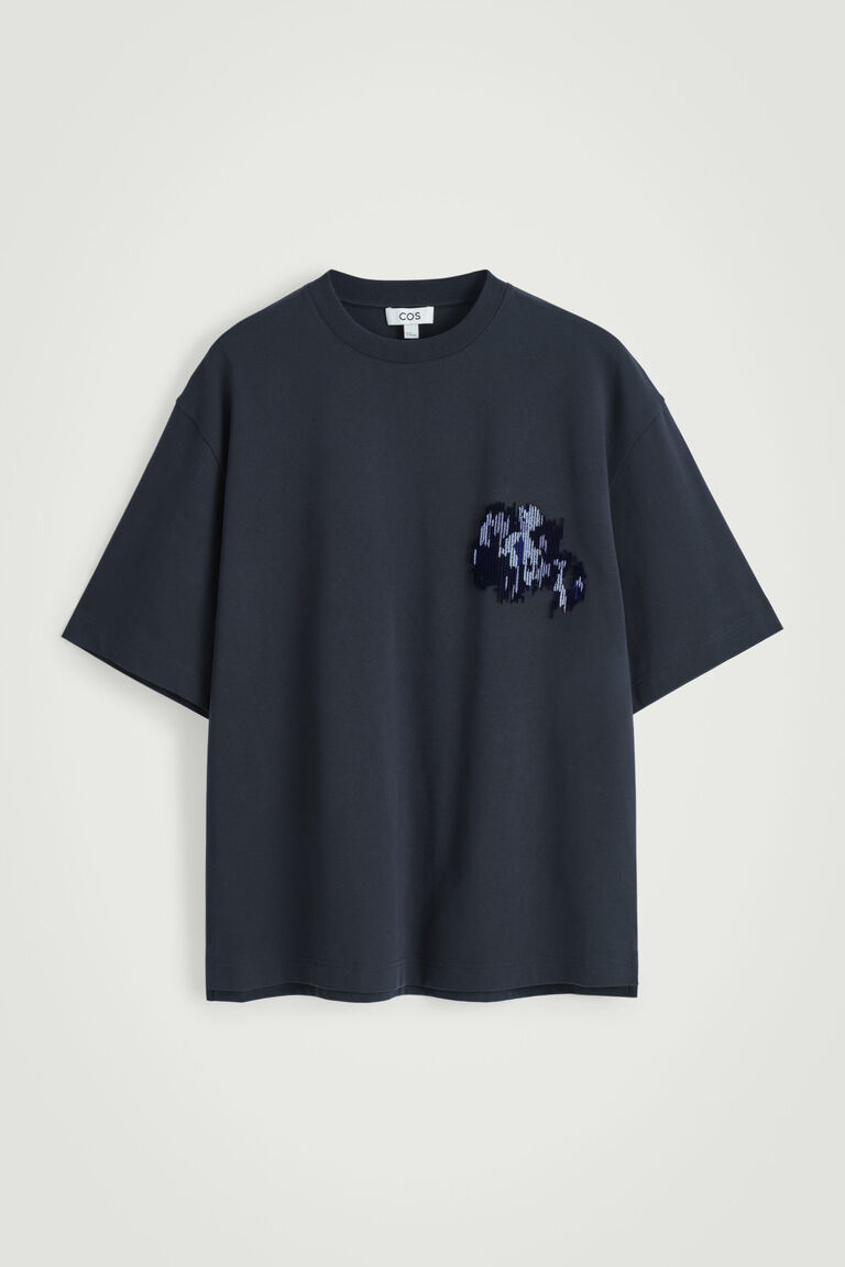 EMBROIDERED-PATCH T-SHIRT
