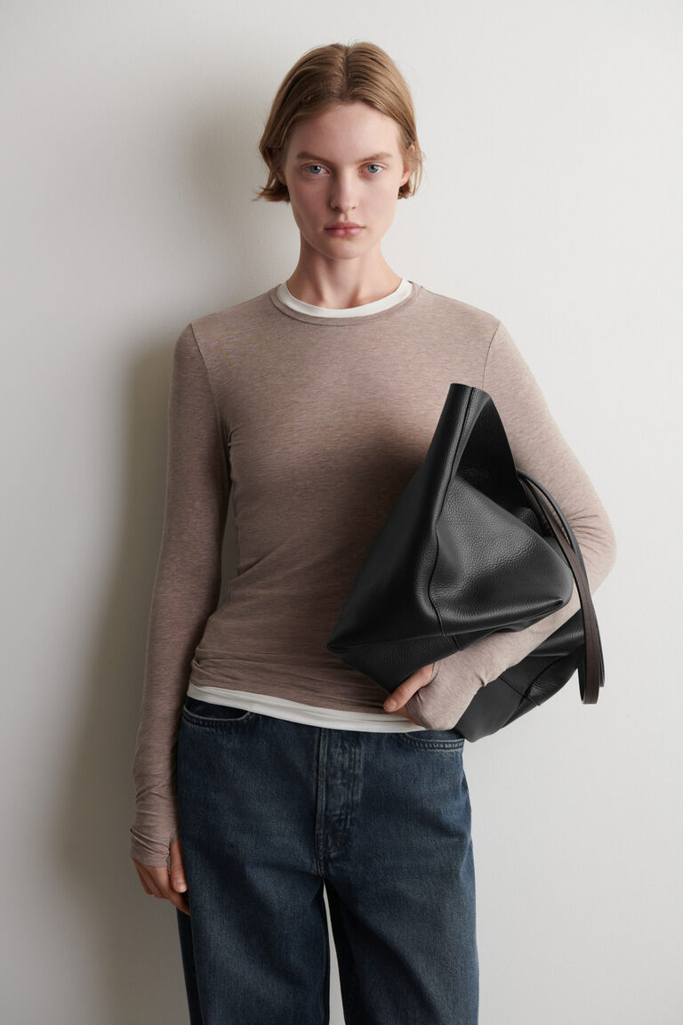 เสื้อคอตตอนแขนยาว