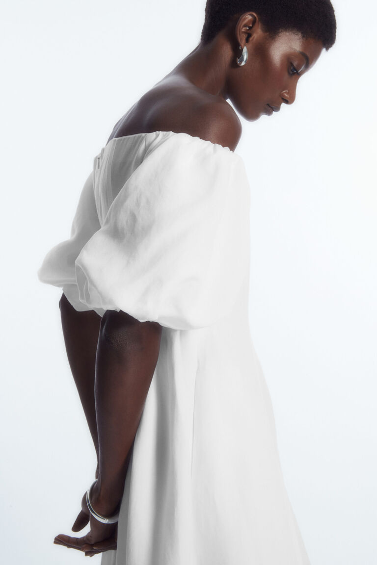 OFF-THE-SHOULDER PUFF-SLEEVE MIDI DRESS