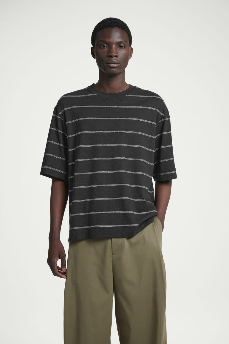 RELAXED STRIPED HEMP-JERSEY T-SHIRT