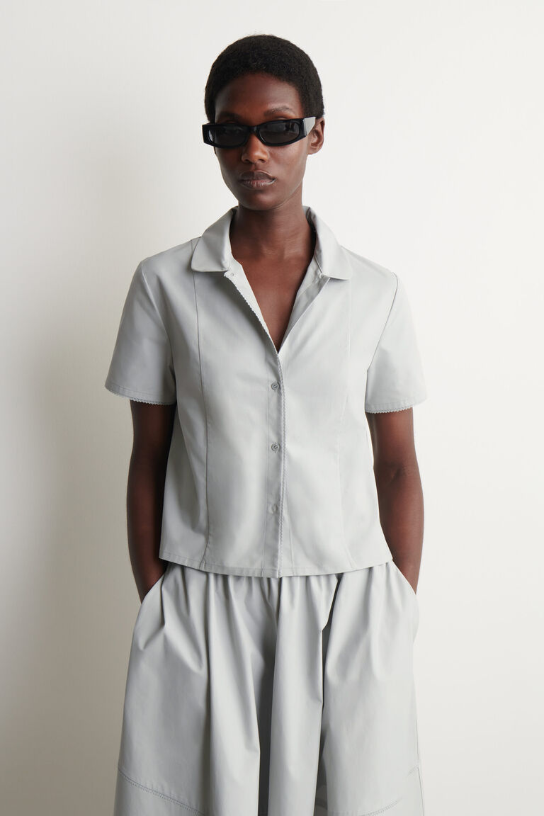 CURVED-COLLAR COTTON-POPLIN SHIRT