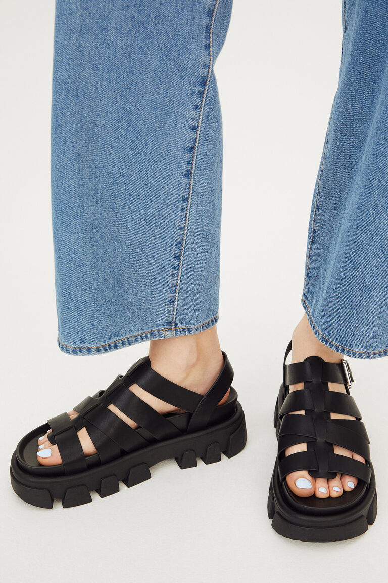 Chunky sandals