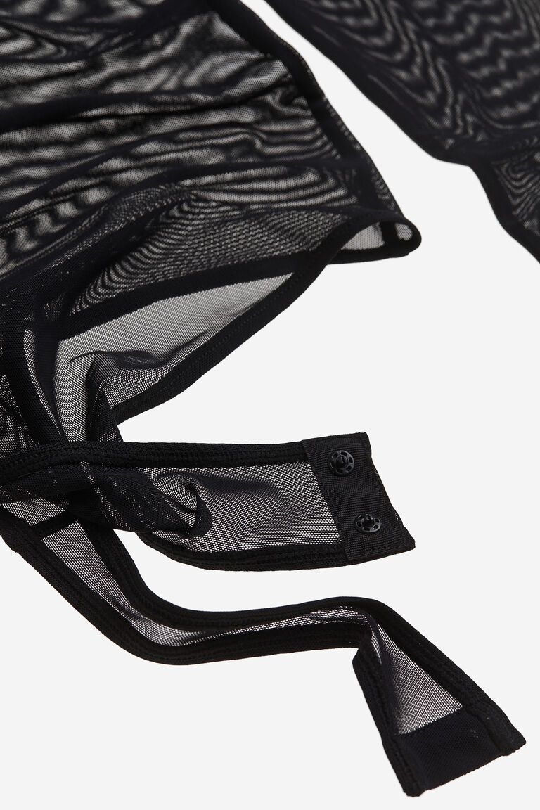 Sculpted Firm Mesh Thong Ub1 Black