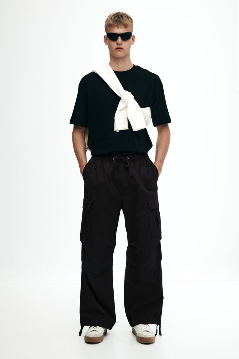 Loose Fit Cargo trousers