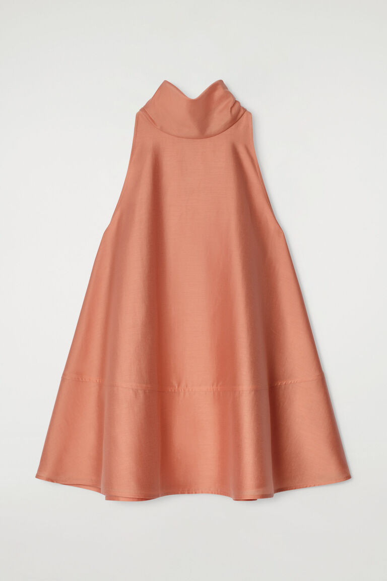 FLUID HALTERNECK TOP