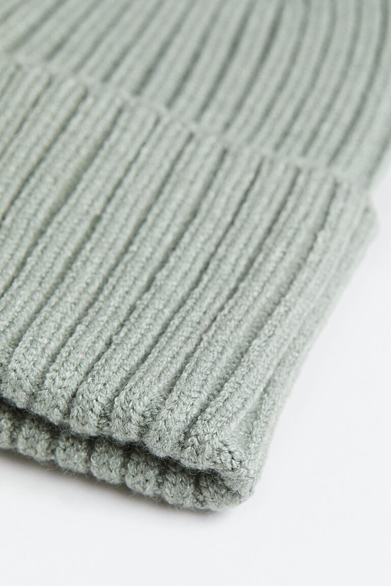 Rib-knit hat